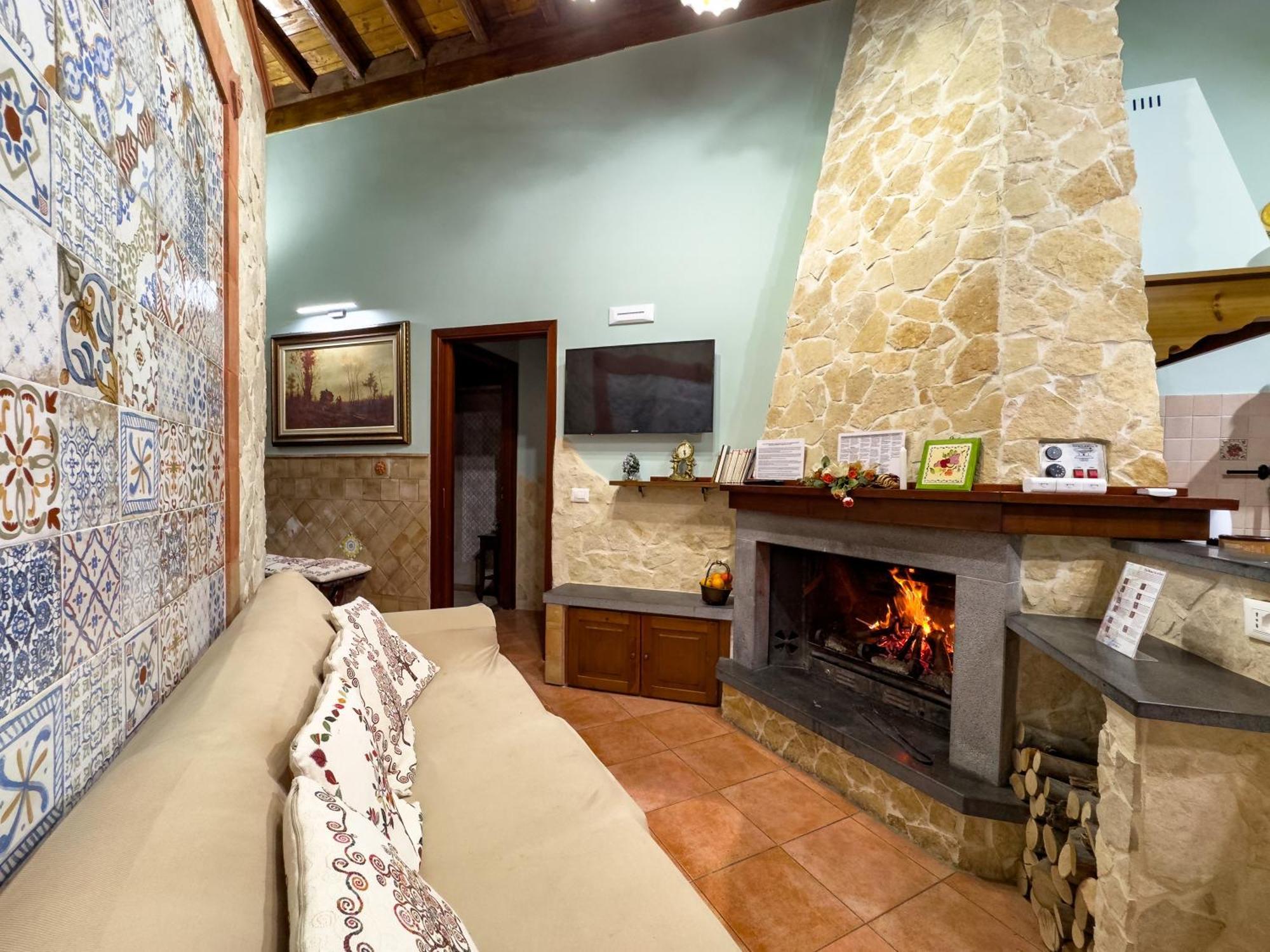 Villa Del Gelso Chalet Nel Parco Delletna Mascali Exterior foto
